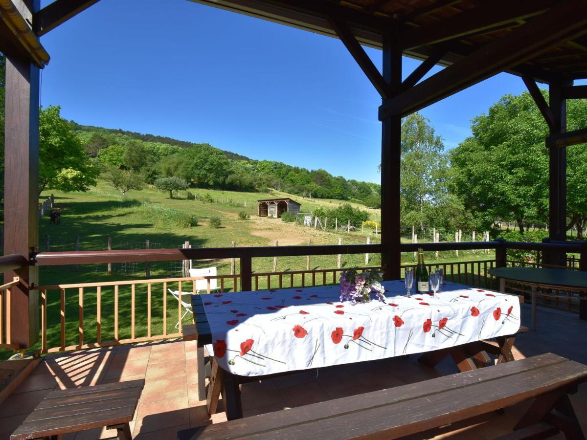 Modern Holiday Home On The Meadows Vault-de-Lugny Rom bilde