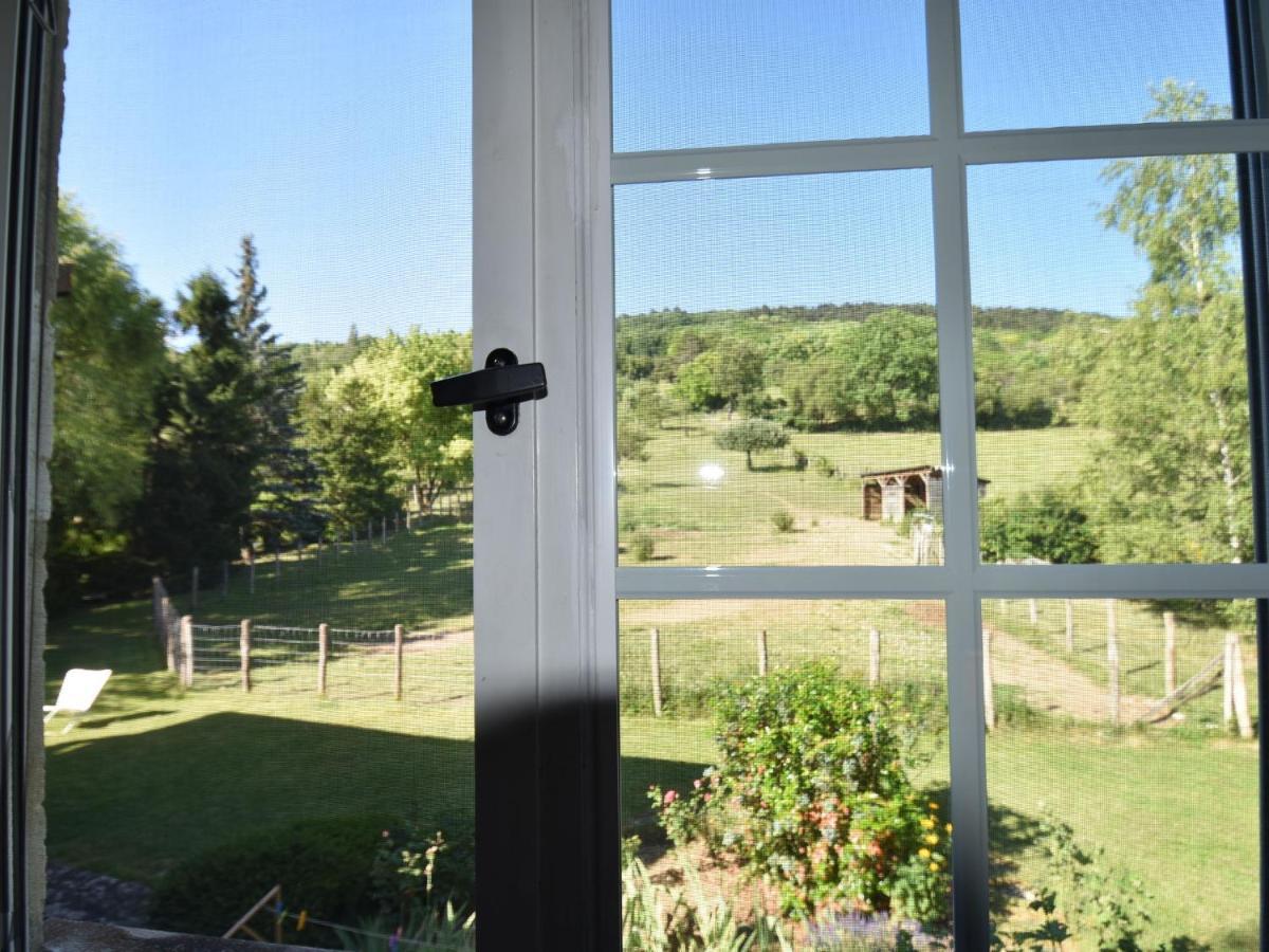 Modern Holiday Home On The Meadows Vault-de-Lugny Rom bilde